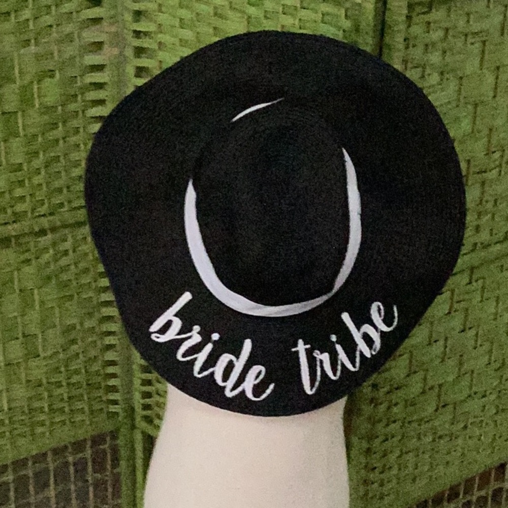 🖤NWOT “ Bride Tribe Hat “ New / Never Worn So Much Fun to Wear 🖤